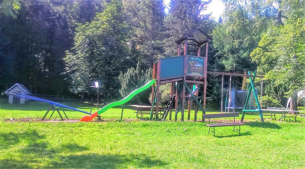 ホテルErzgebirgshof Bethlehemstift Neudorf-Bornstein エクステリア 写真
