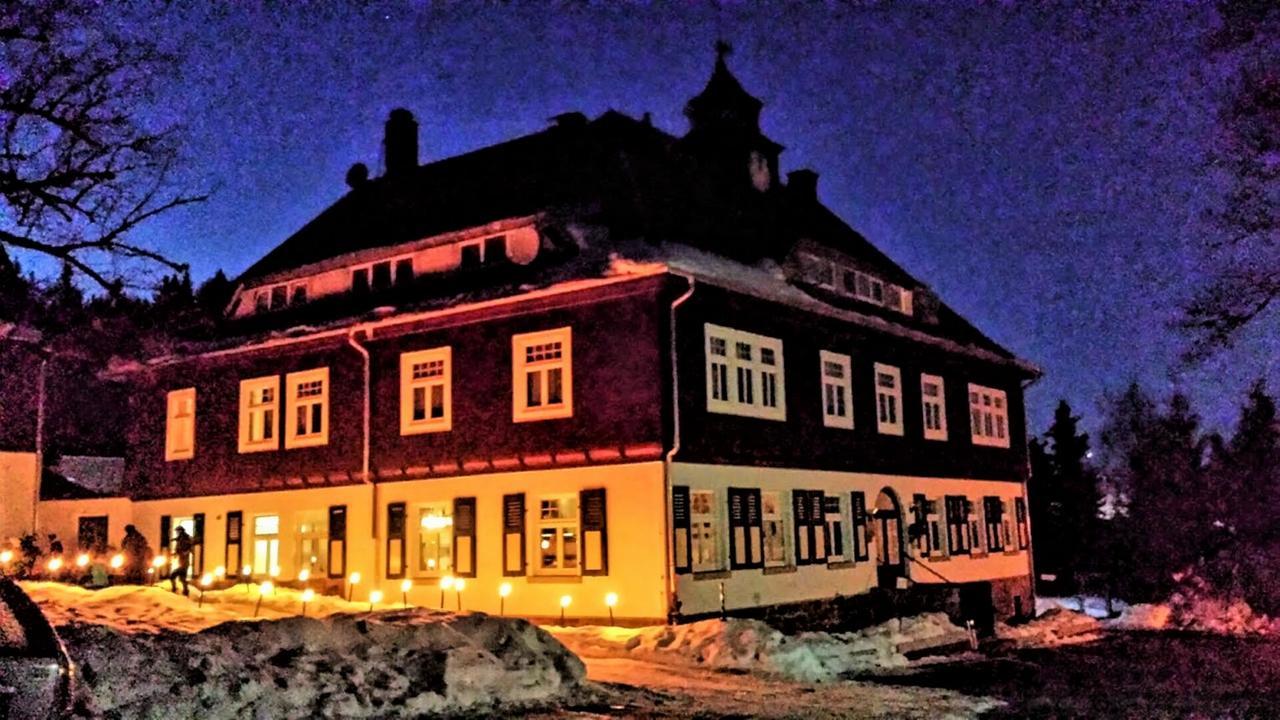 ホテルErzgebirgshof Bethlehemstift Neudorf-Bornstein エクステリア 写真